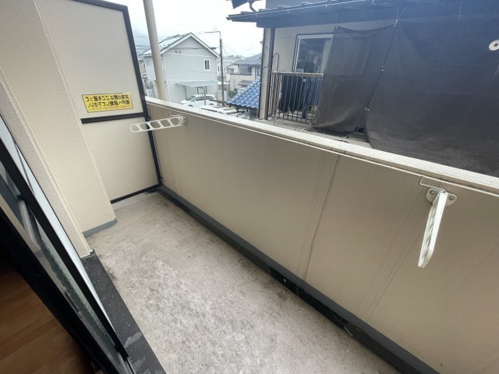 (13/26) バルコニー