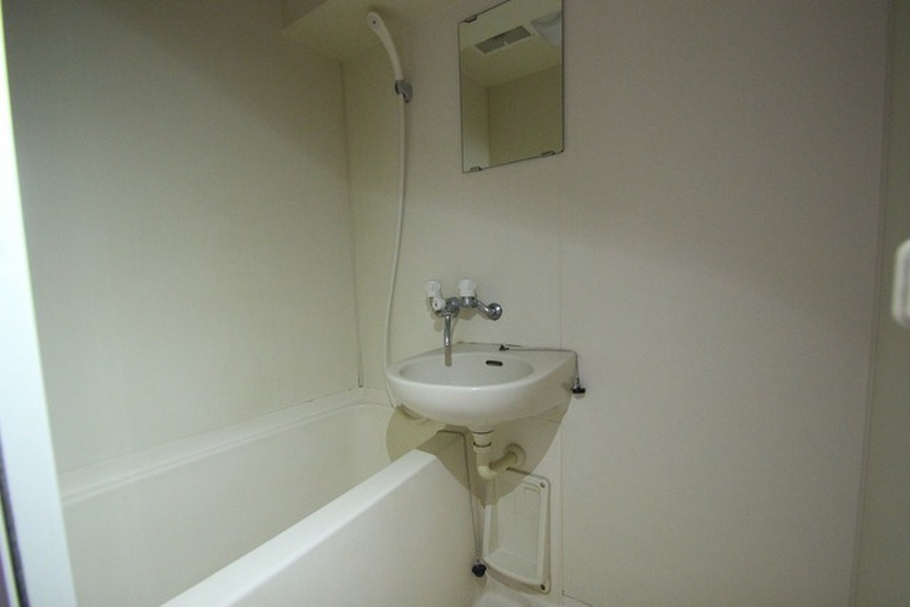 (12/32) バス (12/32) バス