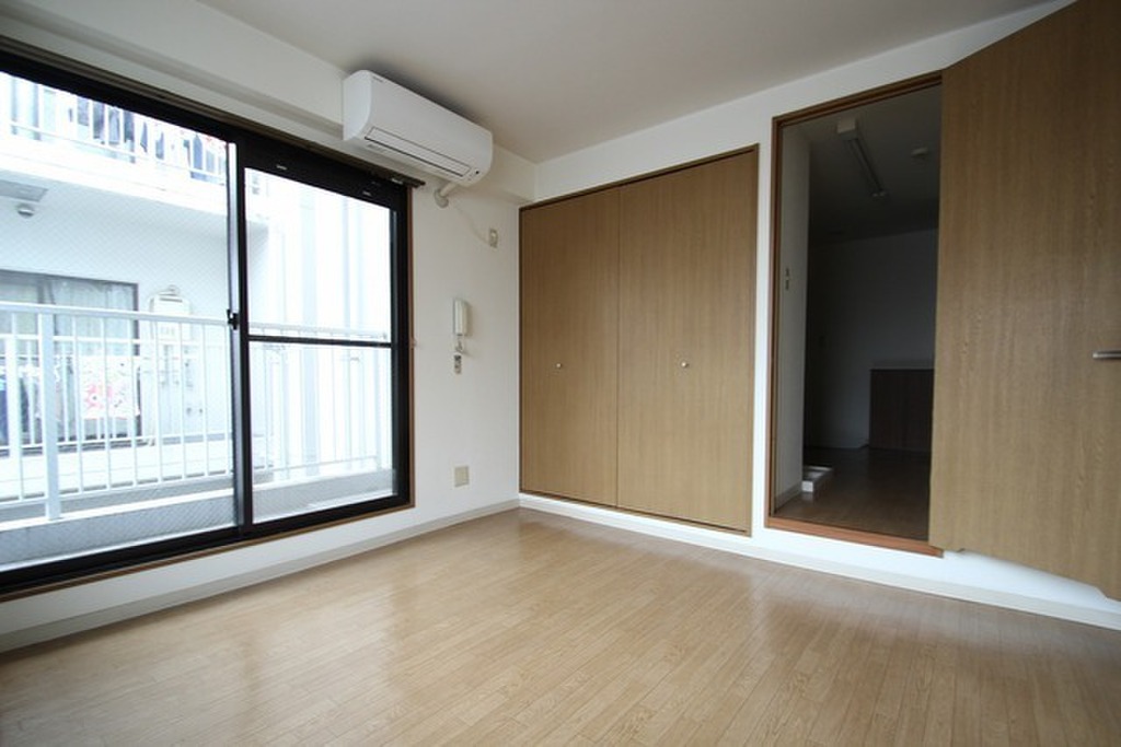 (10/32) 居室・リビング (10/32) 居室・リビング