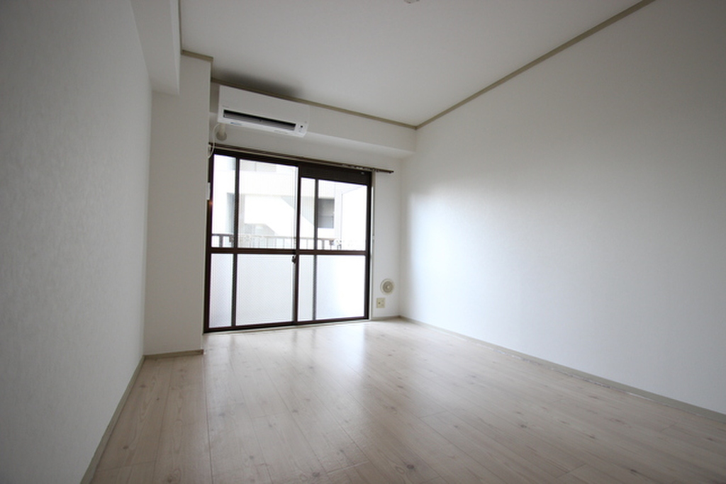 (2/34) 居室・リビング