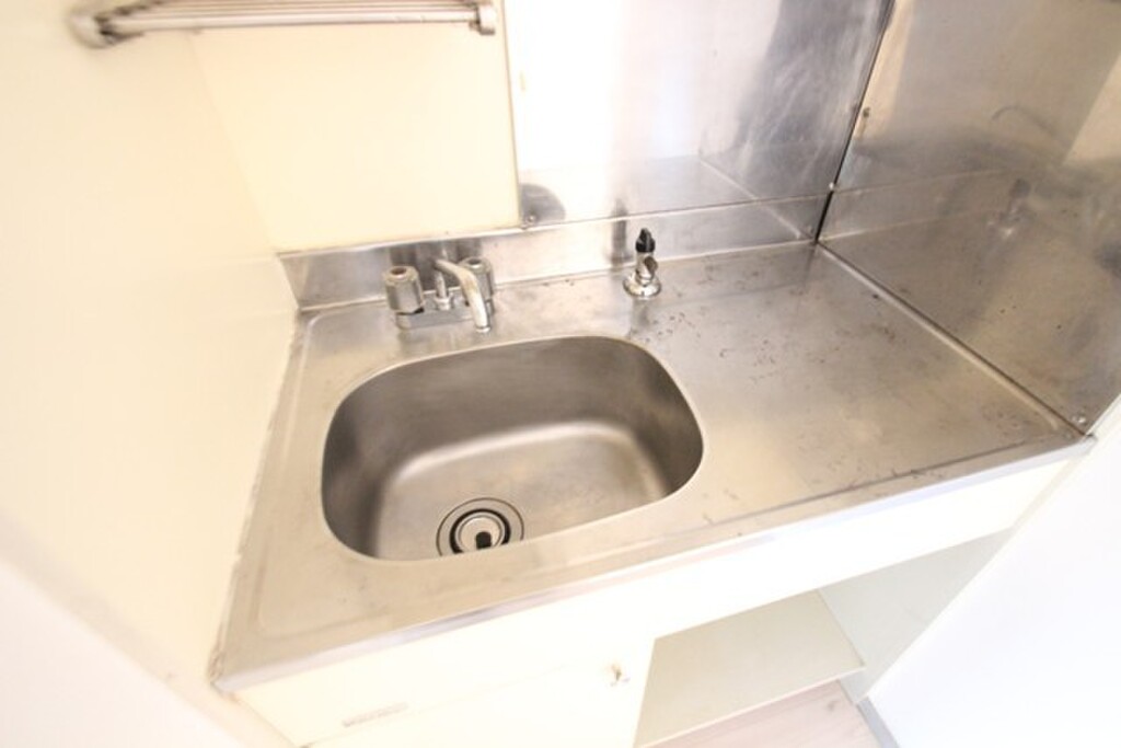 (20/34) キッチン