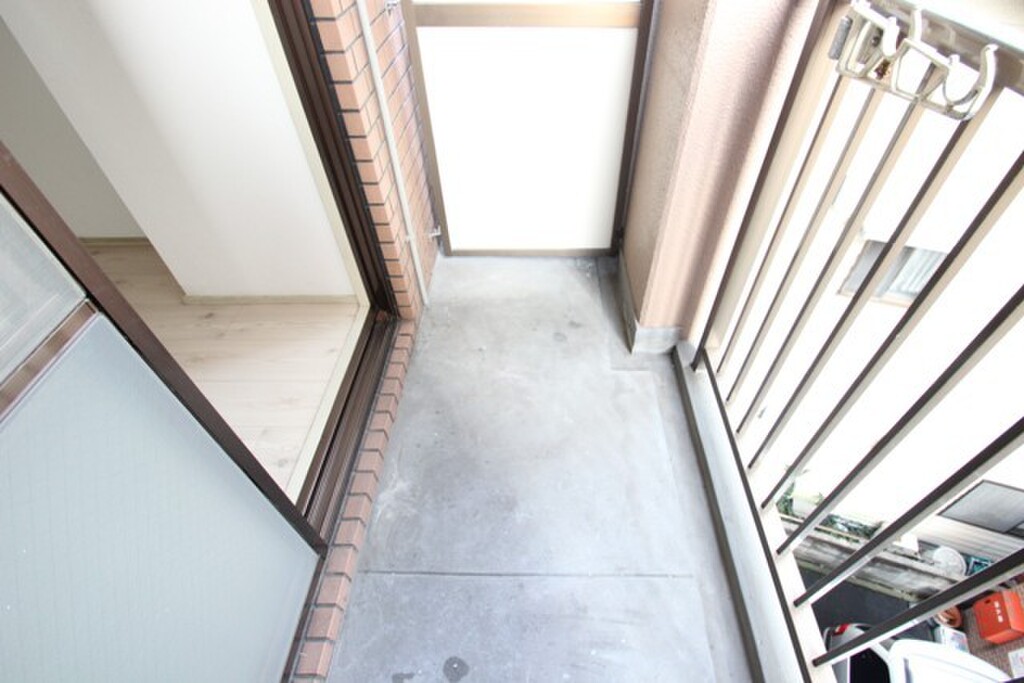 (19/34) バルコニー