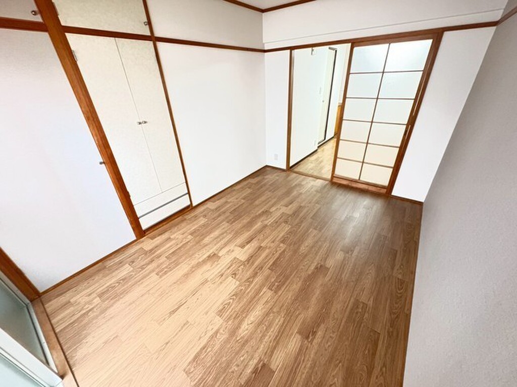 (2/27) 居室・リビング (2/27) 居室・リビング