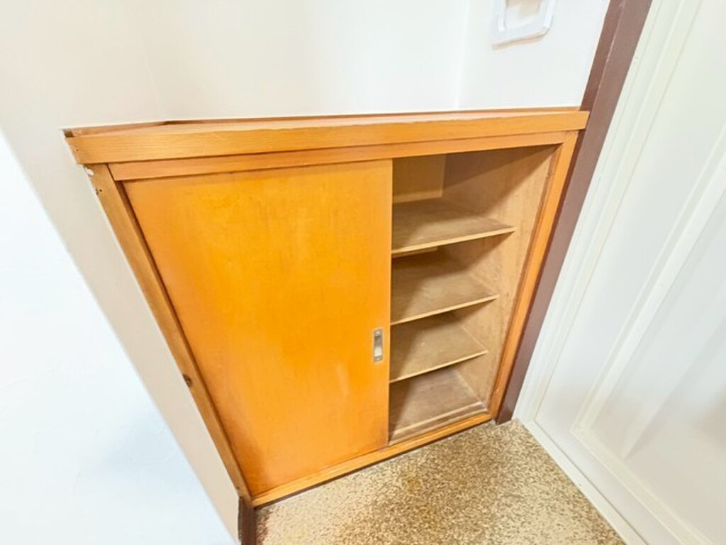 (9/27) 下駄箱 (9/27) 下駄箱