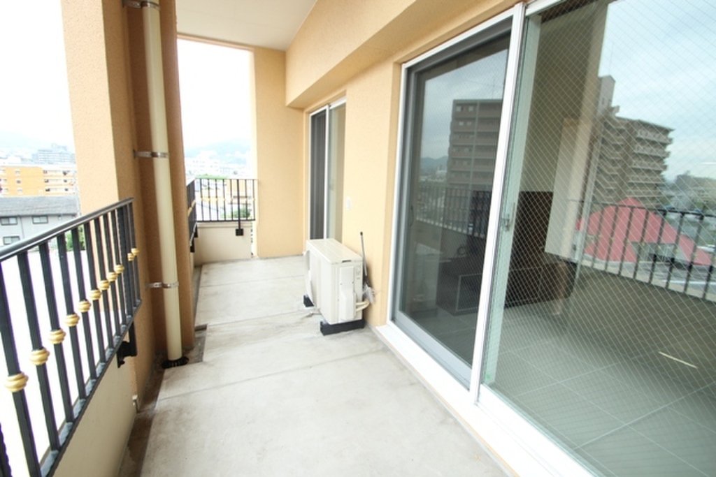 (12/25) バルコニー (12/25) バルコニー