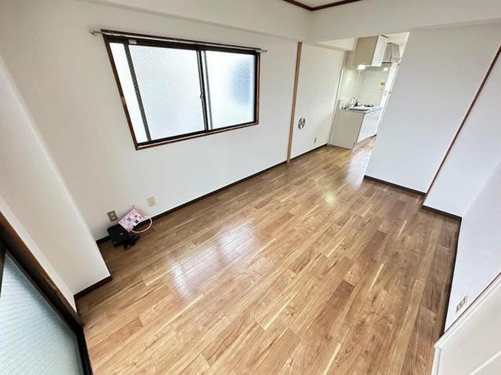 (2/26) 居室・リビング (2/26) 居室・リビング