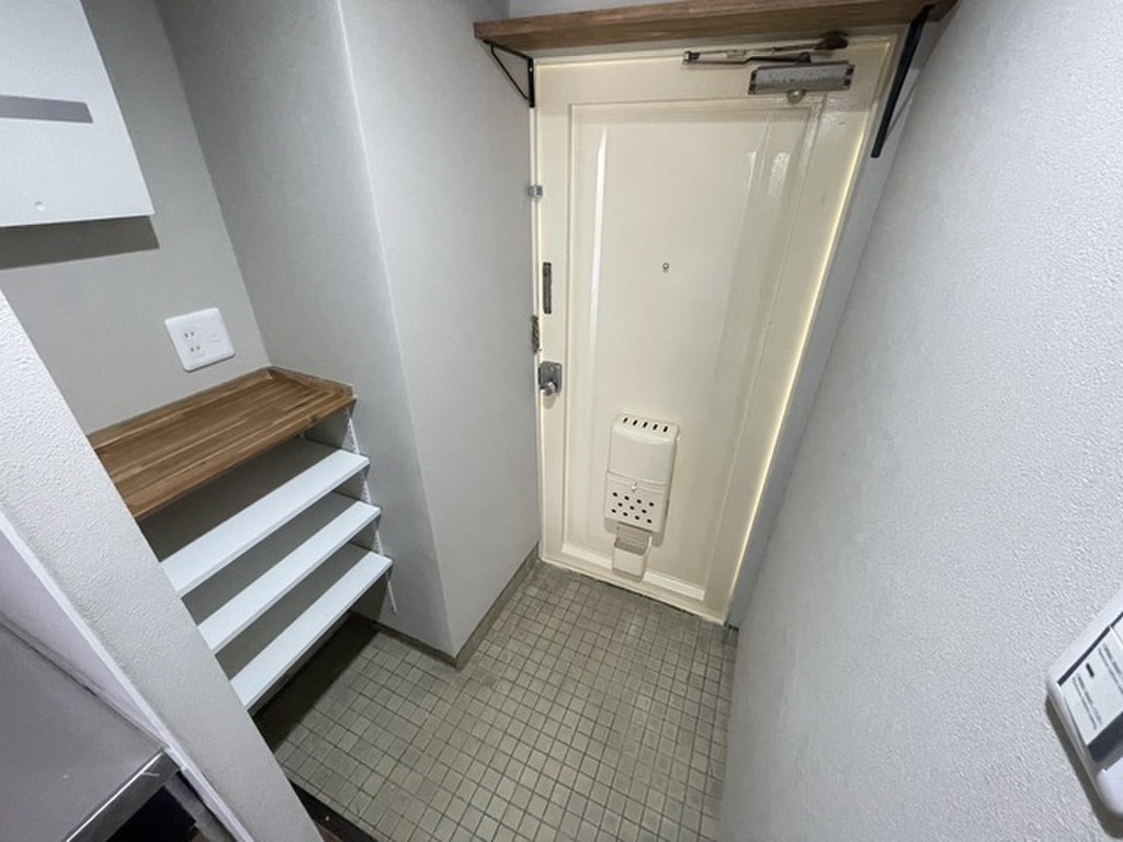 (8/26) 玄関 (8/26) 玄関