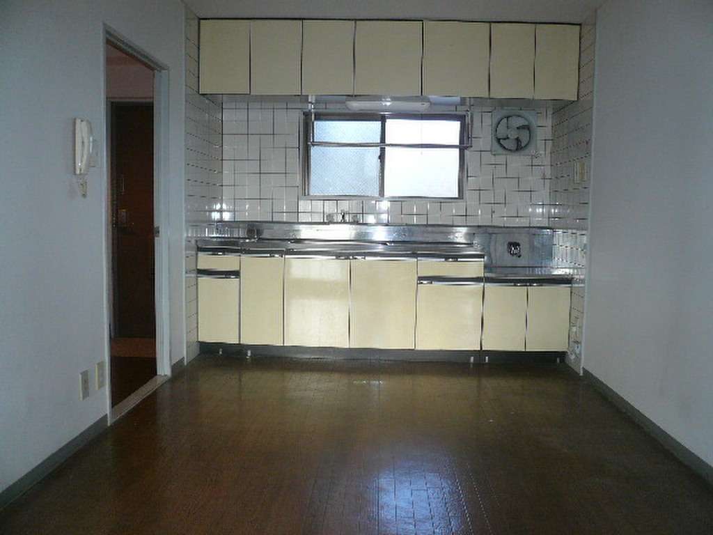 (2/26) 居室・リビング (2/26) 居室・リビング