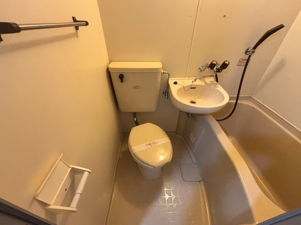 (5/29) トイレ (5/29) トイレ