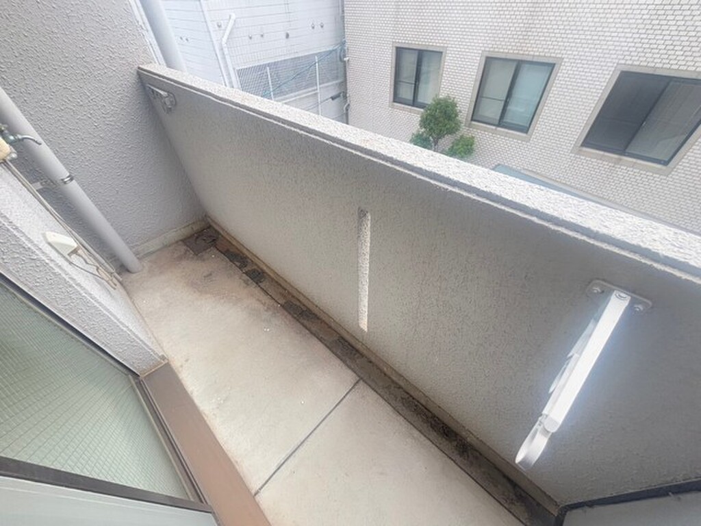 (12/25) バルコニー