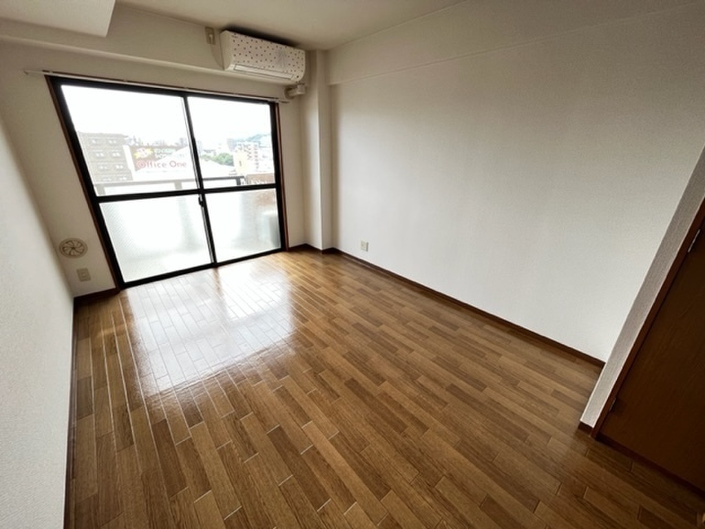 (11/27) 居室・リビング (11/27) 居室・リビング