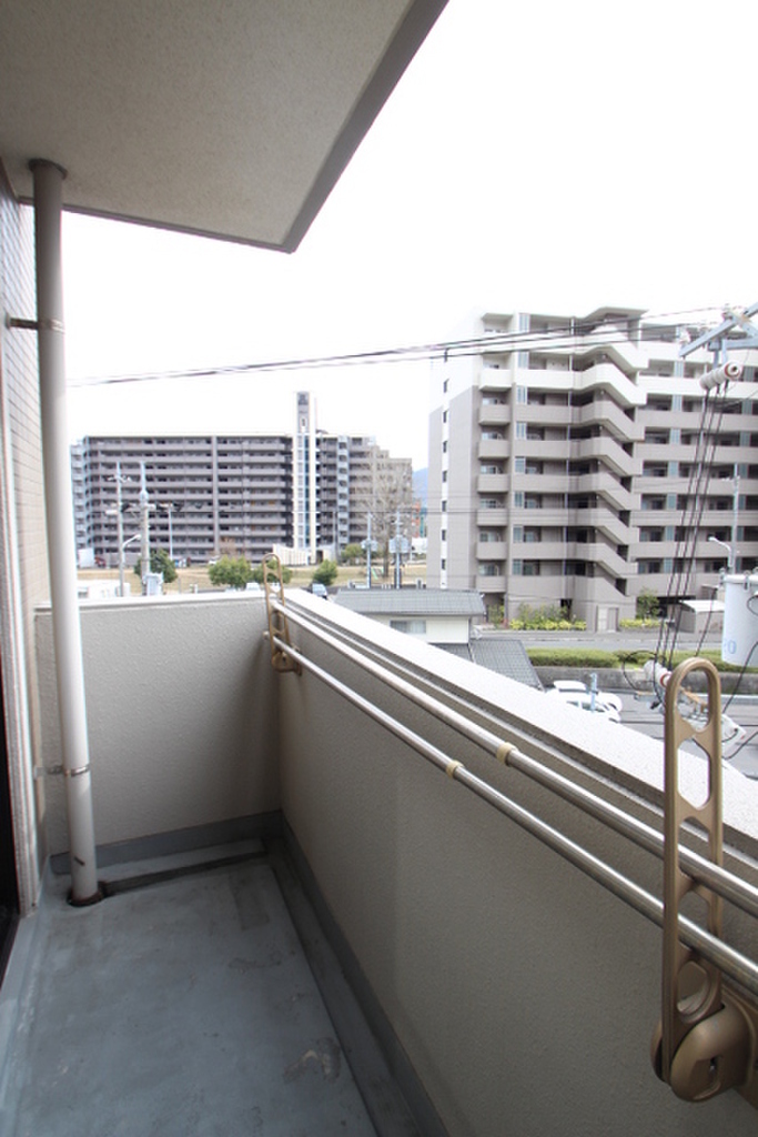 (6/30) バルコニー (6/30) バルコニー