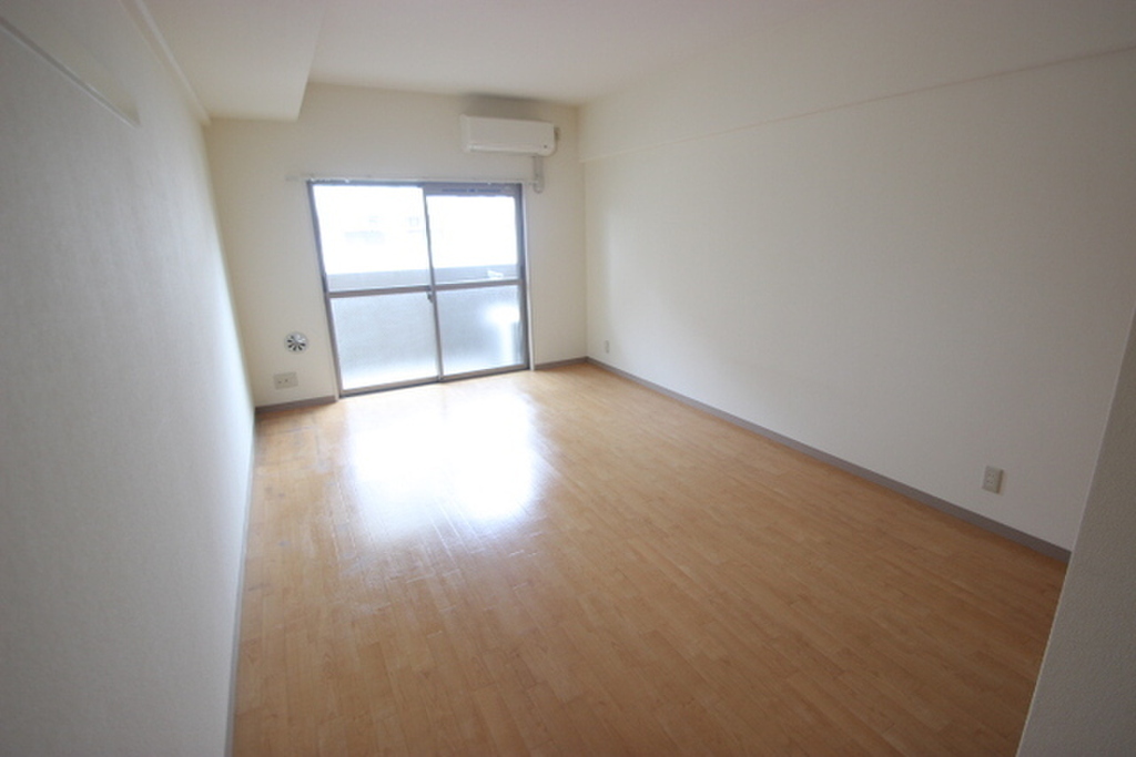 (2/25) 居室・リビング (2/25) 居室・リビング