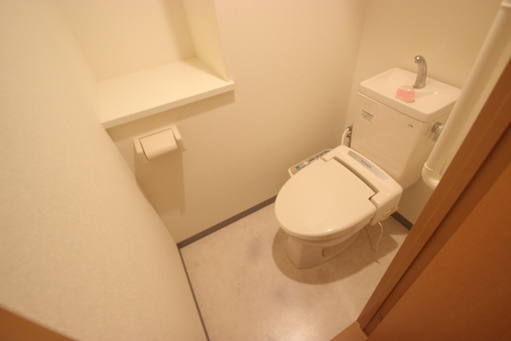 (5/25) トイレ (5/25) トイレ