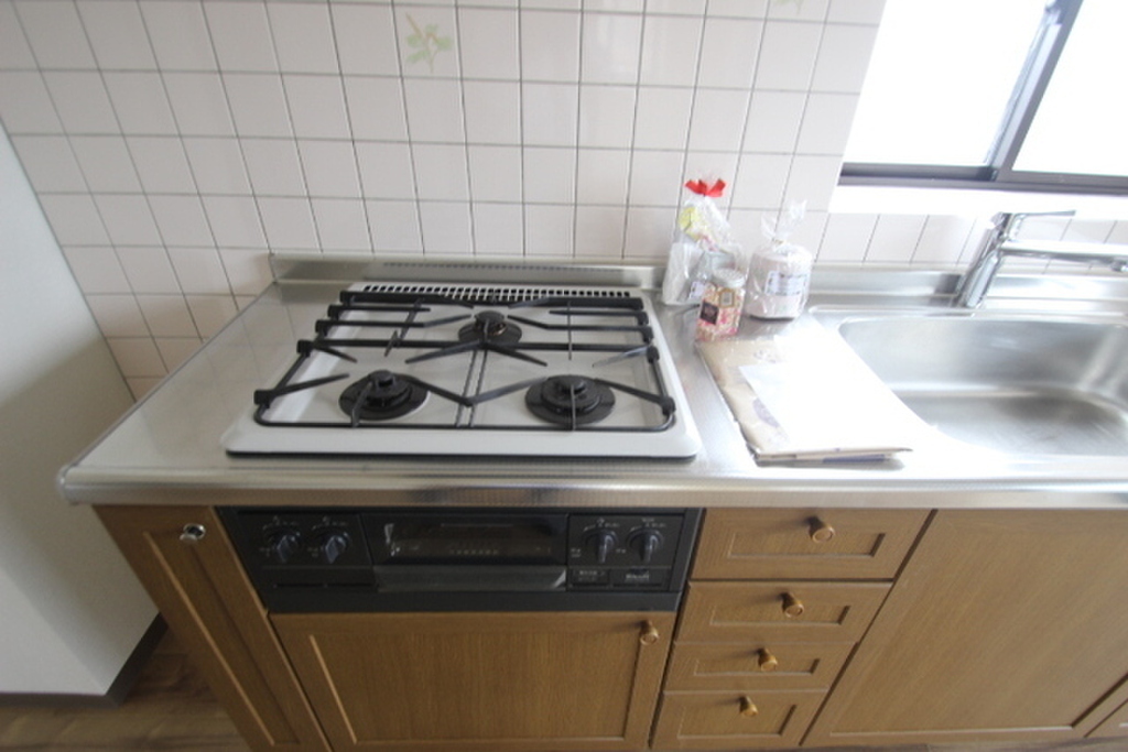 (13/34) キッチン