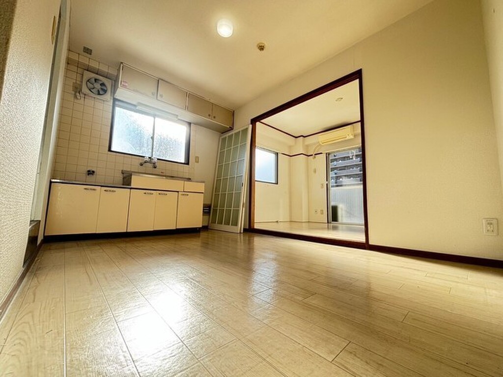 (15/27) 居室・リビング