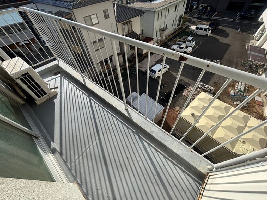 (11/27) バルコニー