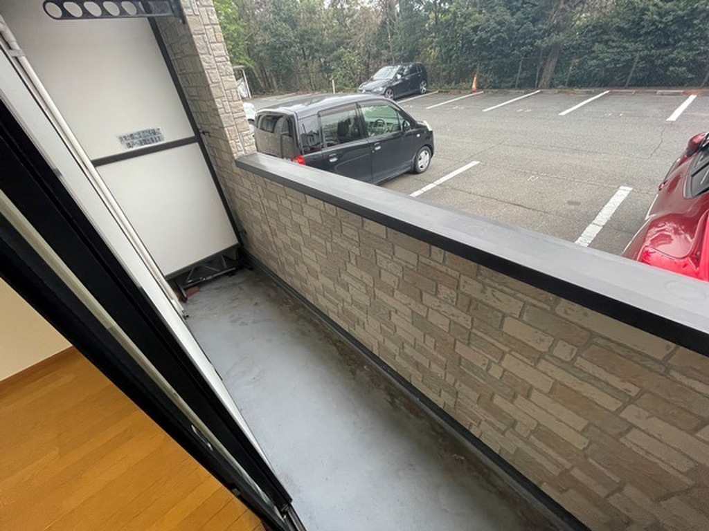 (13/31) バルコニー (13/31) バルコニー