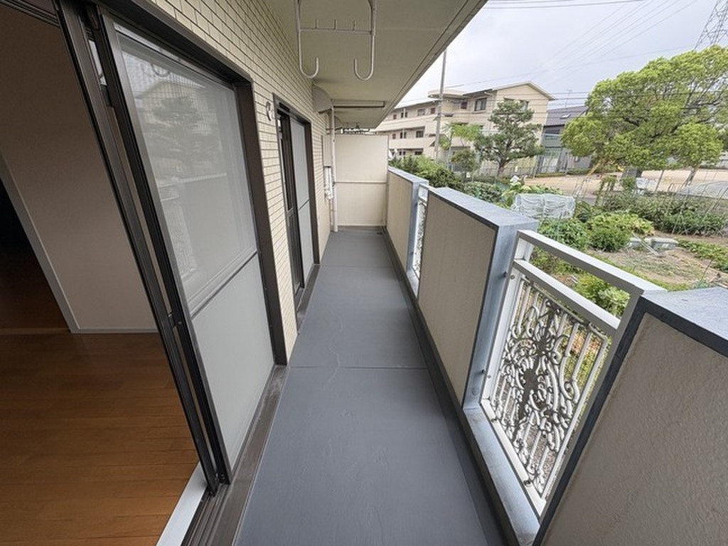 (12/25) バルコニー