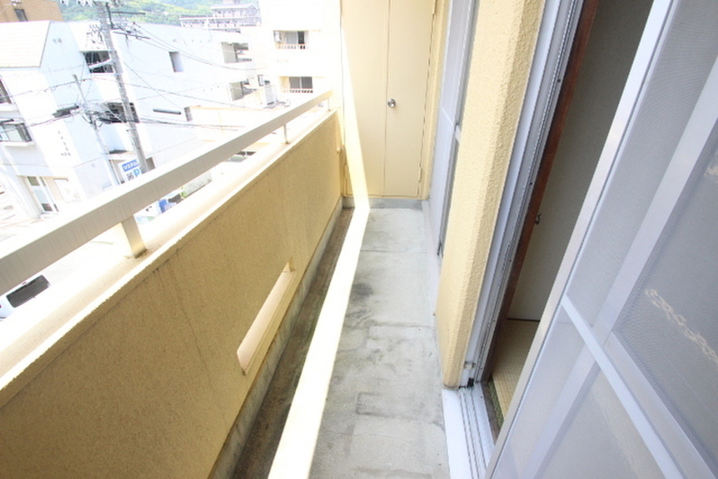(13/24) バルコニー (13/24) バルコニー
