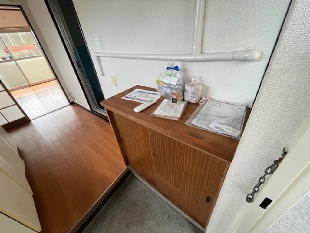 (10/25) 玄関 (10/25) 玄関