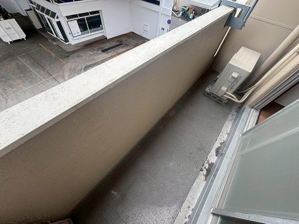 (12/27) バルコニー