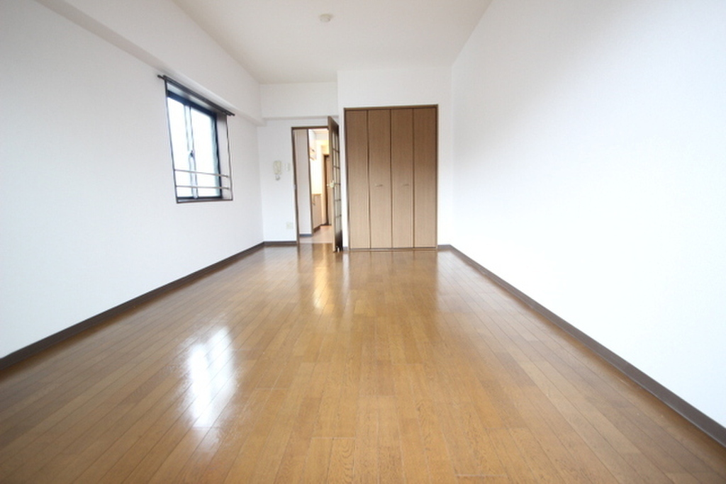 (2/27) 居室・リビング (2/27) 居室・リビング