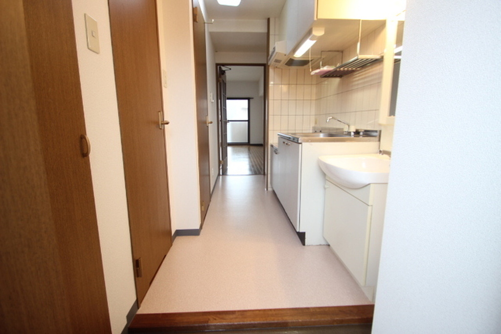 (11/27) 玄関 (11/27) 玄関