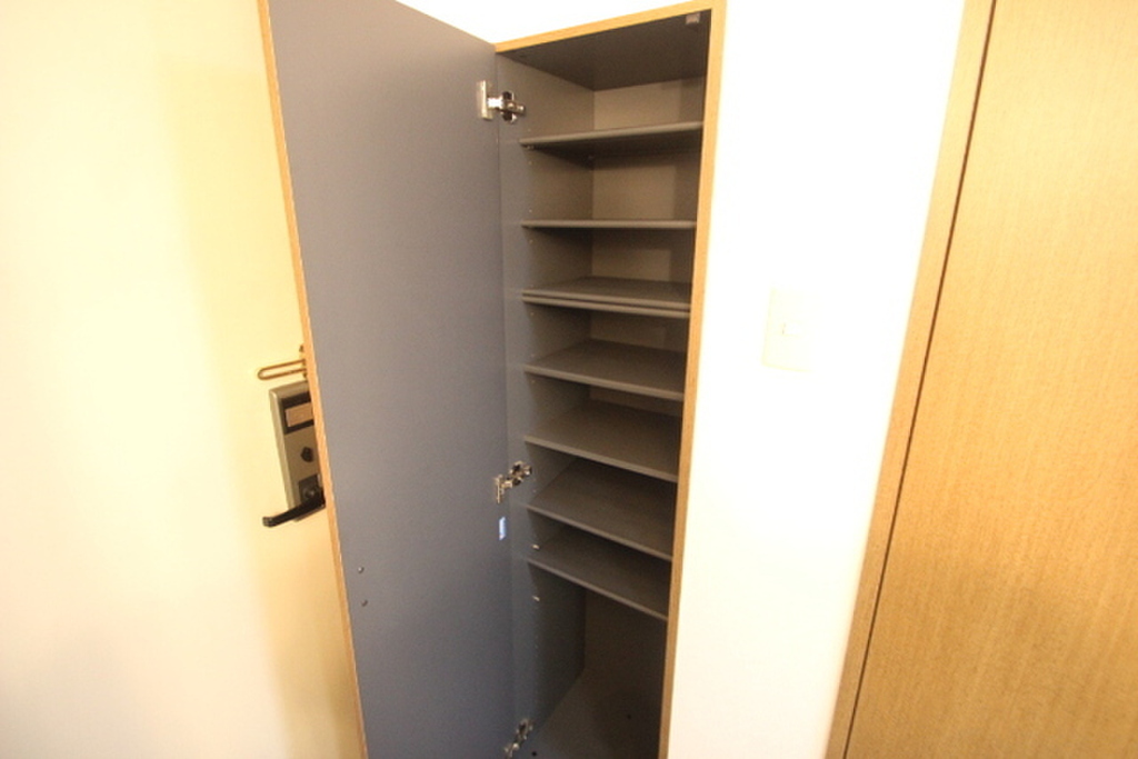 (15/27) 玄関 (15/27) 玄関