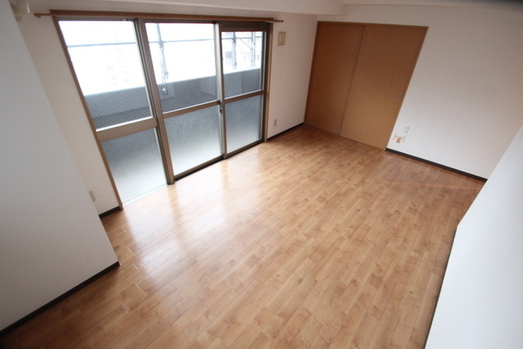 (2/25) 居室・リビング (2/25) 居室・リビング