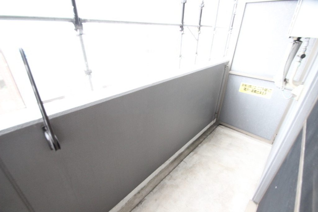 (8/25) バルコニー (8/25) バルコニー