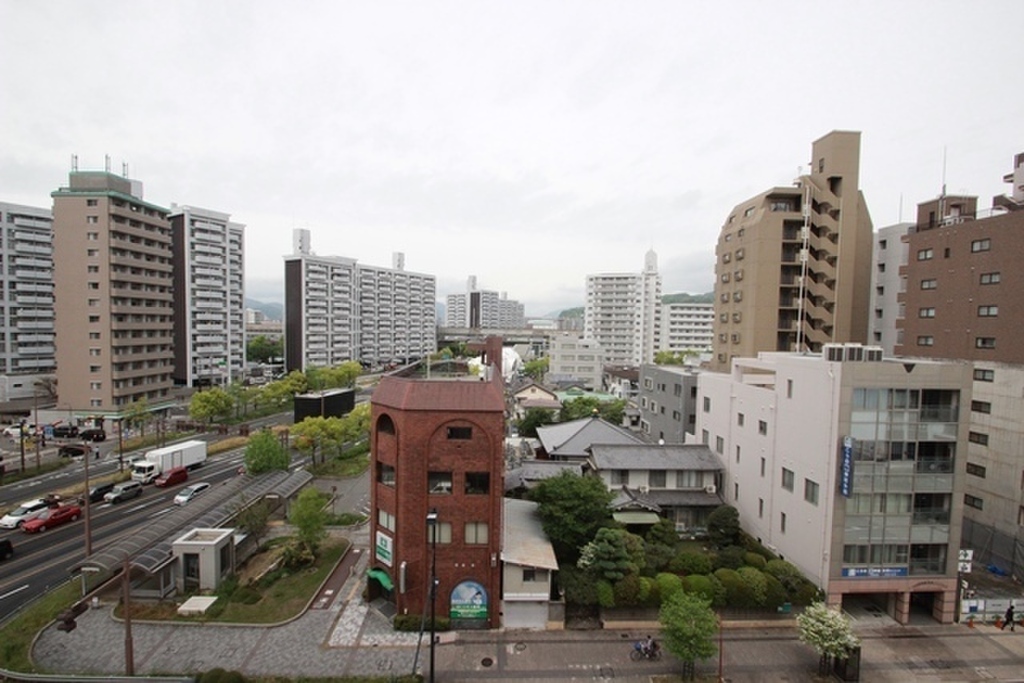 (13/25) 眺望 (13/25) 眺望