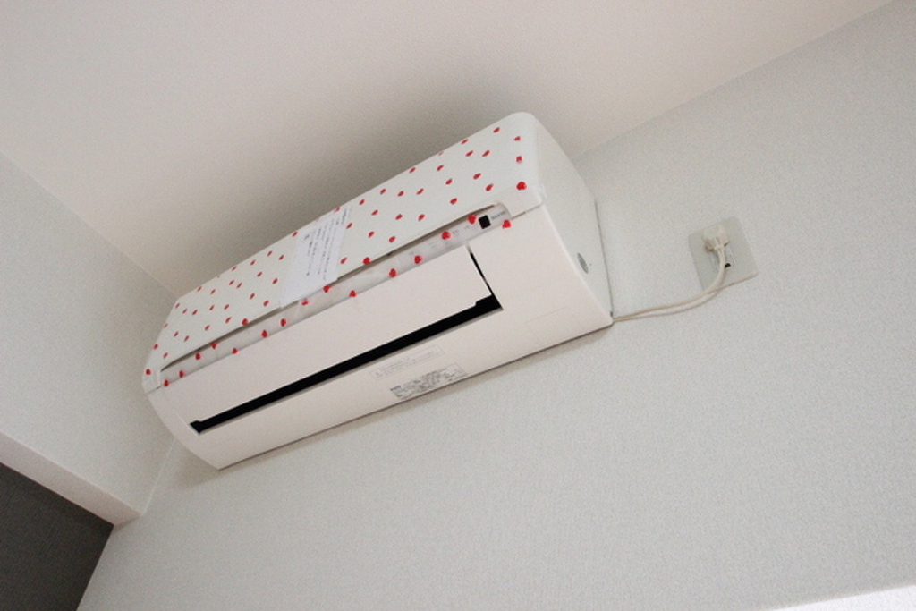 (7/25) エアコン(H27.6撮影) (7/25) エアコン(H27.6撮影)