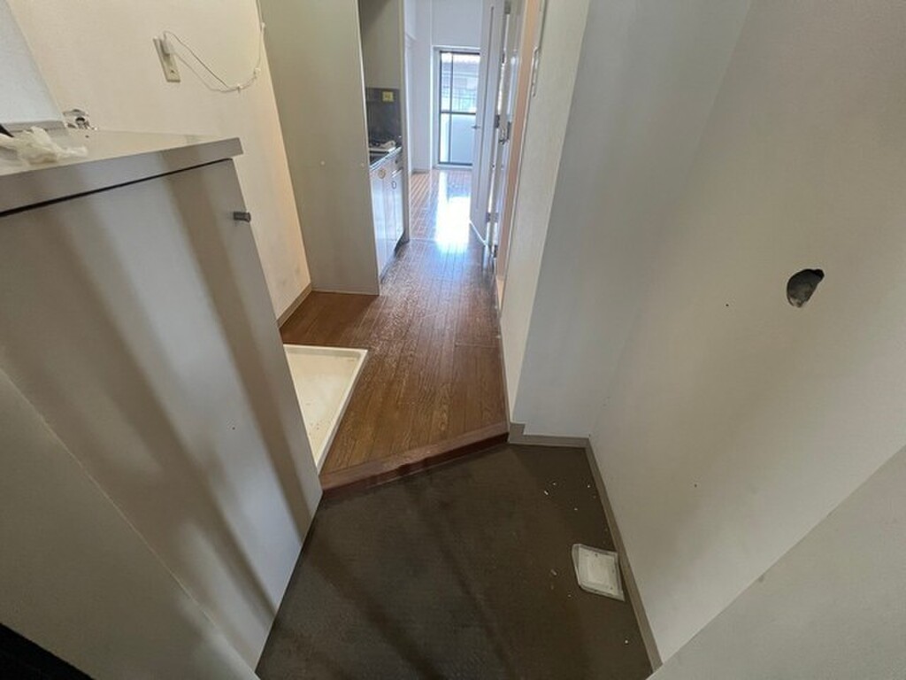 (10/27) 玄関 (10/27) 玄関