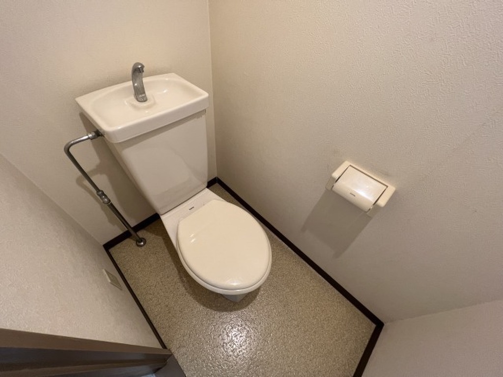 (8/26) トイレ (8/26) トイレ