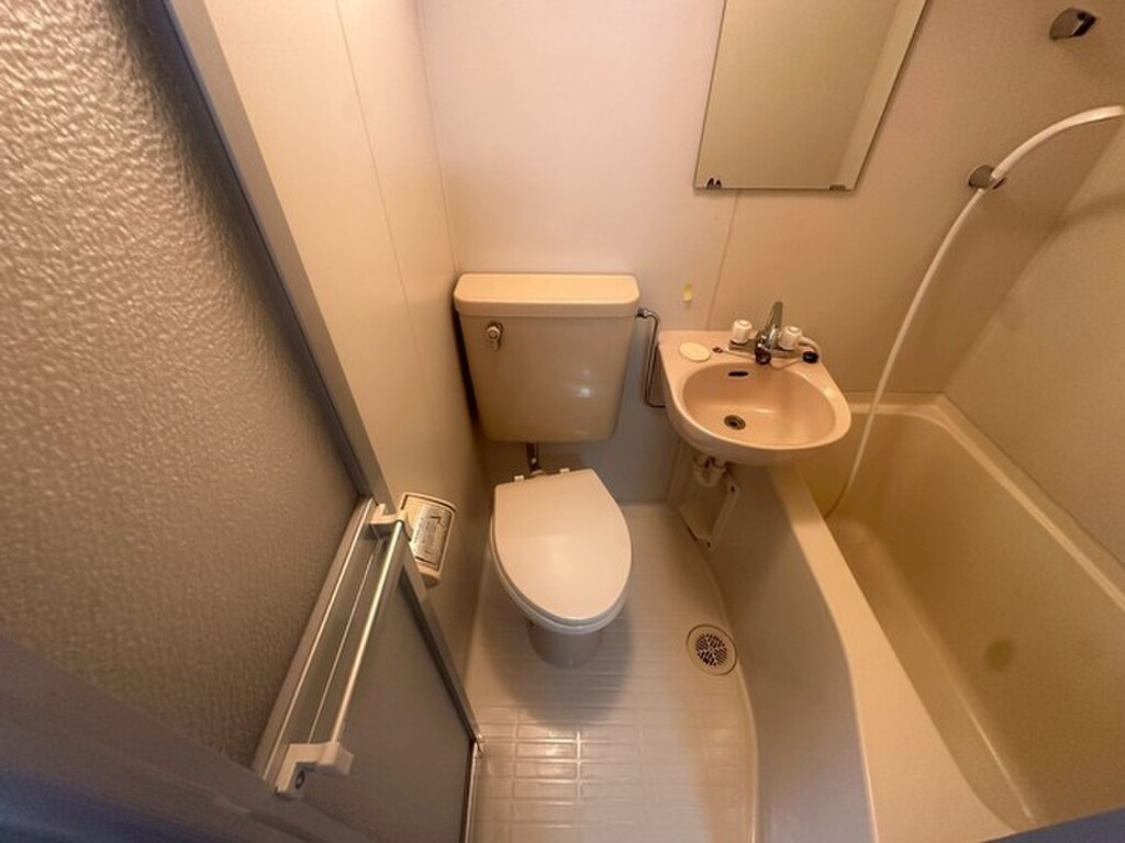 (5/28) トイレ (5/28) トイレ