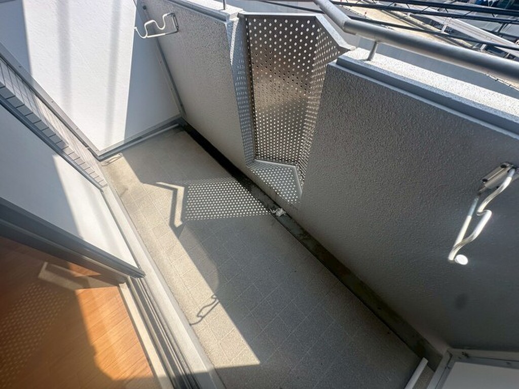 (13/28) バルコニー (13/28) バルコニー