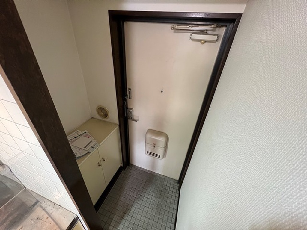 (7/23) 玄関 (7/23) 玄関