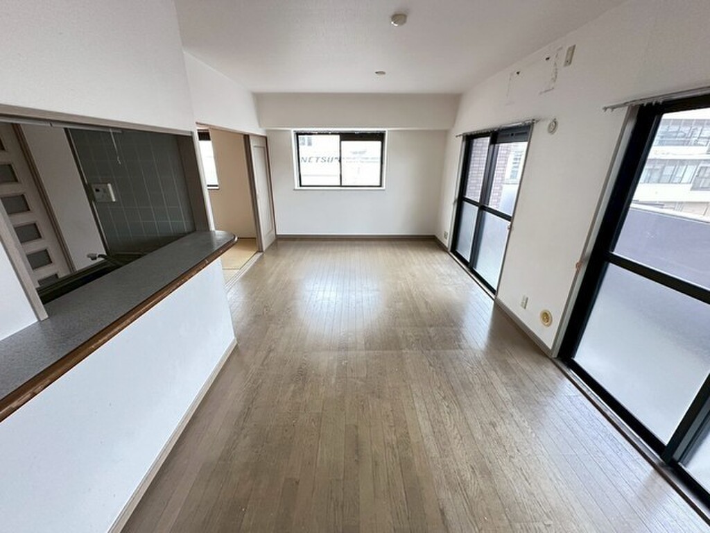 (16/30) 居室・リビング