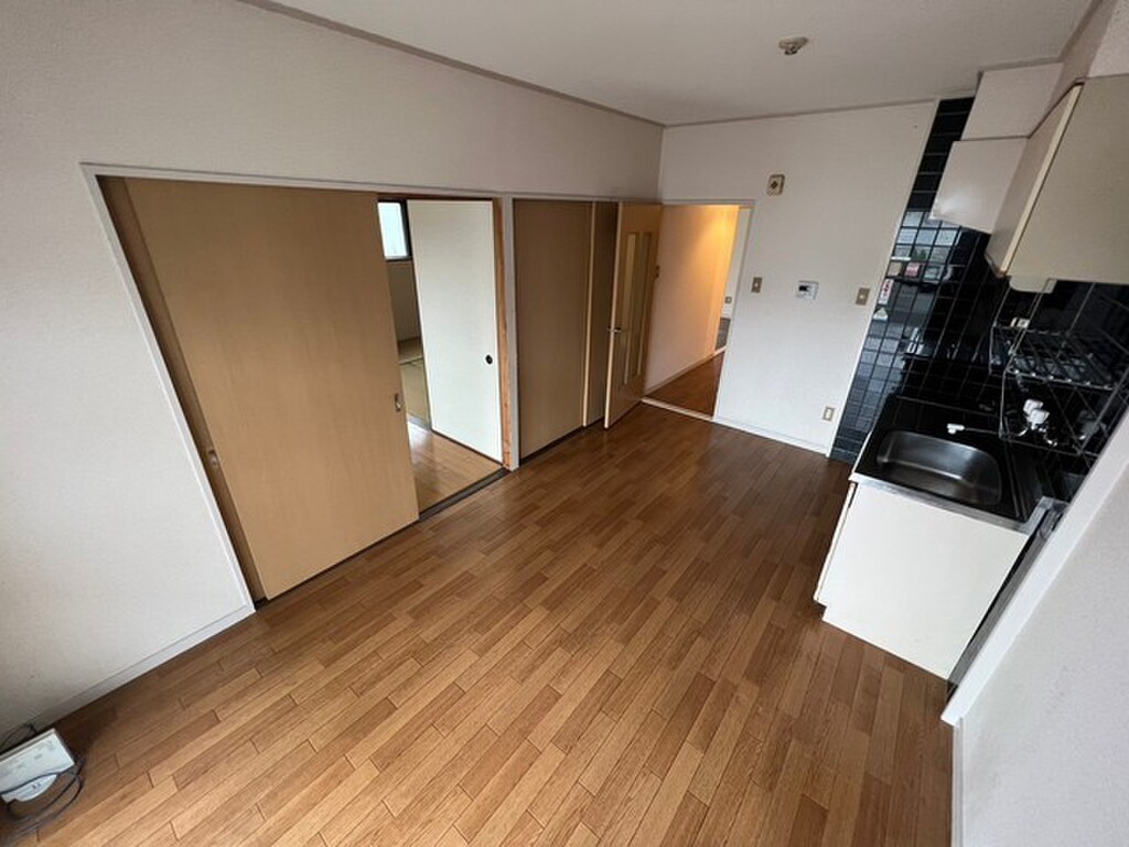 (2/25) 居室・リビング (2/25) 居室・リビング