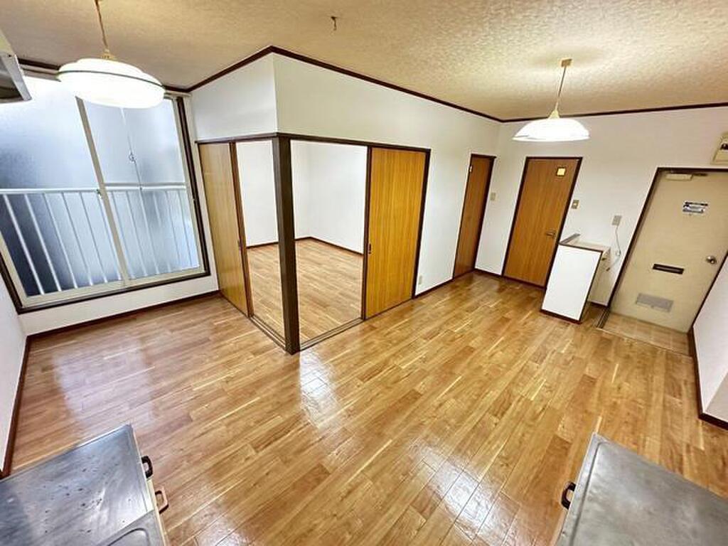 (2/28) 居室・リビング (2/28) 居室・リビング