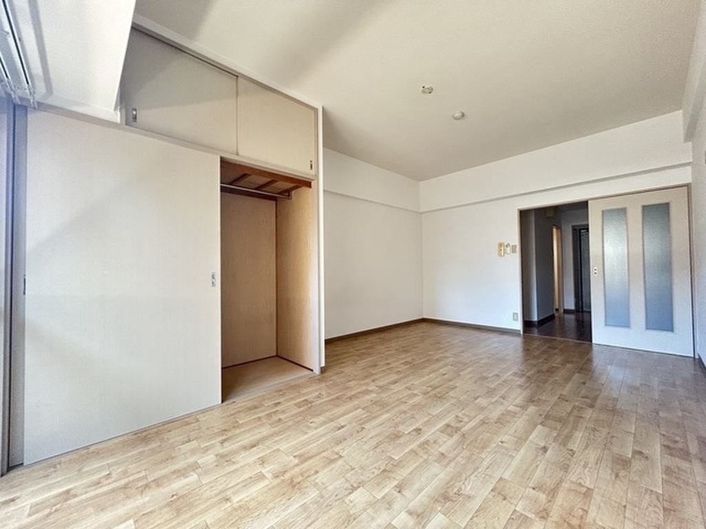 (2/25) 居室・リビング (2/25) 居室・リビング