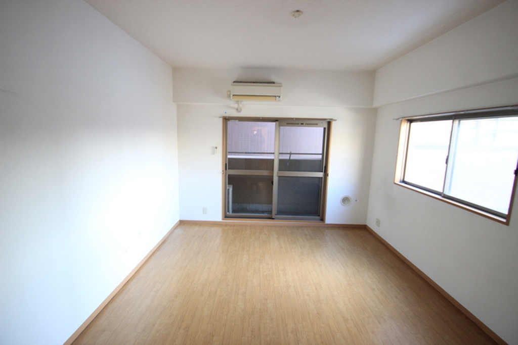 (2/32) 居室・リビング