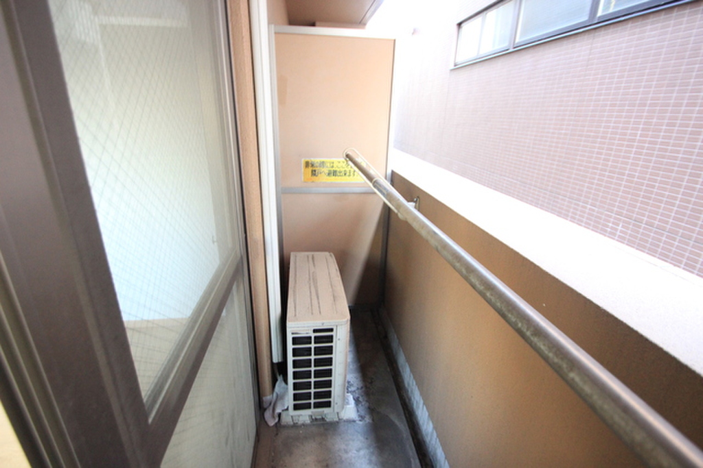 (12/32) バルコニー