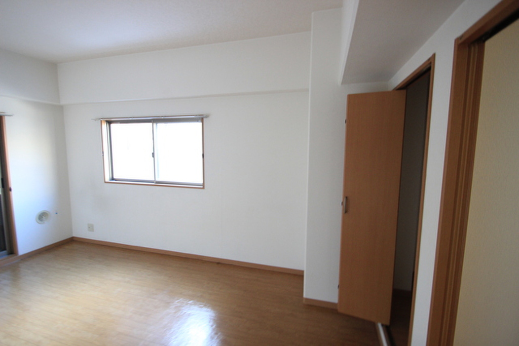 (15/32) 居室・リビング