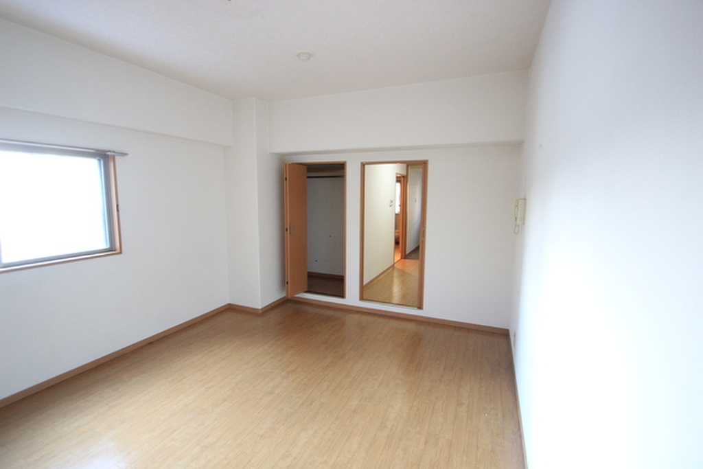 (19/32) 居室・リビング