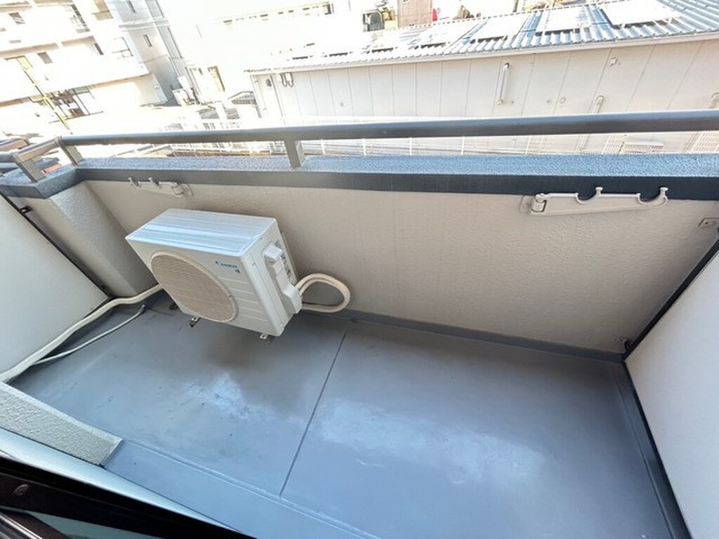 (8/24) バルコニー