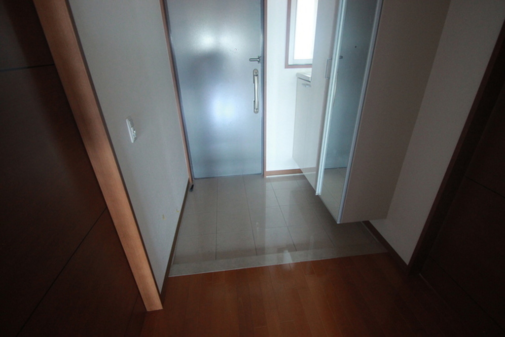 (10/21) 玄関 (10/21) 玄関