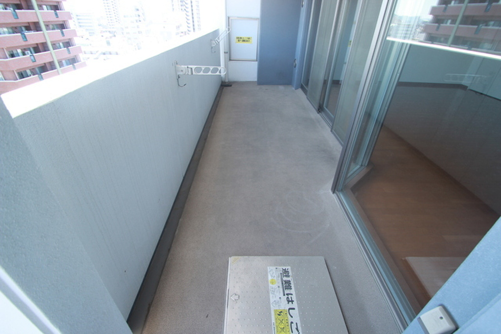 (18/21) バルコニー (18/21) バルコニー