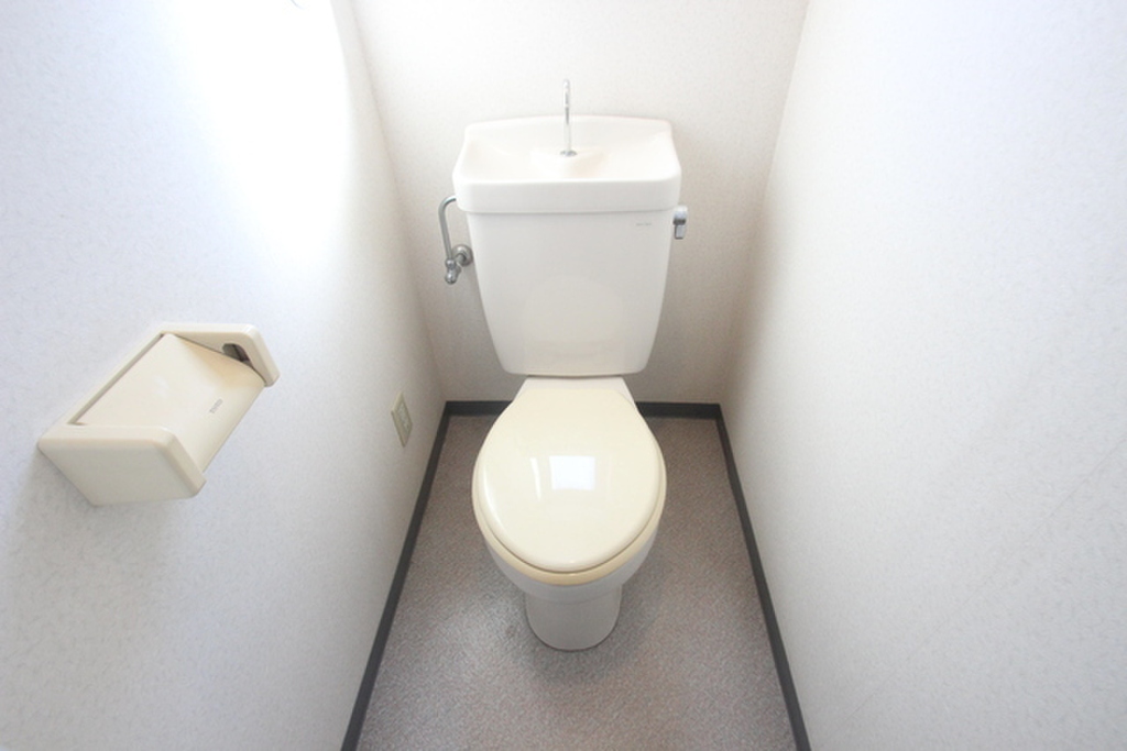 (5/28) トイレ (5/28) トイレ